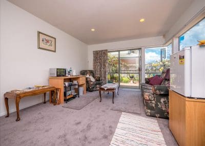 Our complete package for tourists arriving in New Zealand including private bed & breakfast accommodation in Auckland, airport transfers and customized tours.